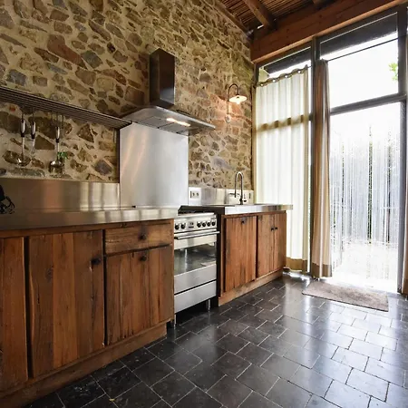 Casa vacanze In Pyrenees With Pool Terrou