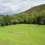 In Pyrenees With Pool Holiday home Terrou