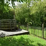 In Pyrenees With Pool Holiday home