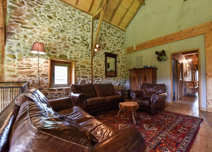 Nyaraló In Pyrenees With Pool *