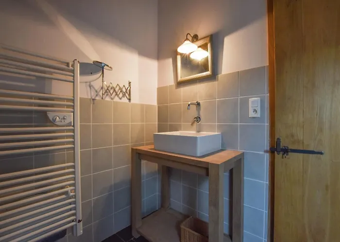 Nyaraló In Pyrenees With Pool Terrou