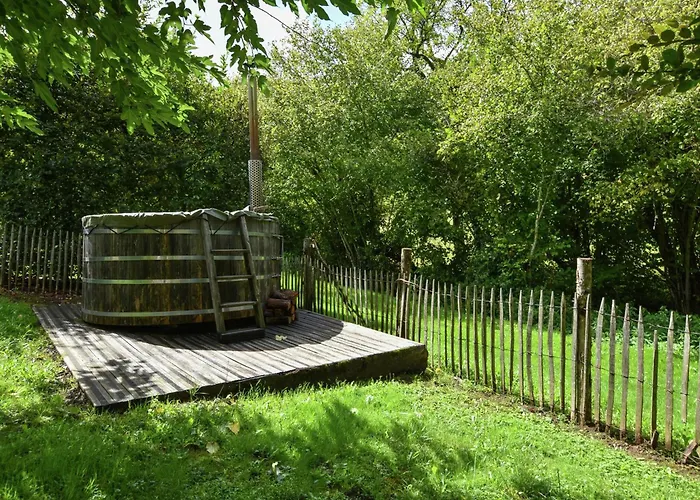 In Pyrenees With Pool Nyaraló