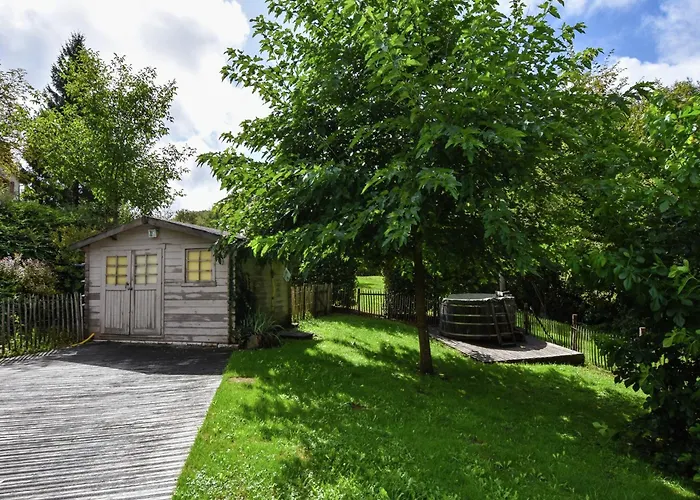 In Pyrenees With Pool Nyaraló *