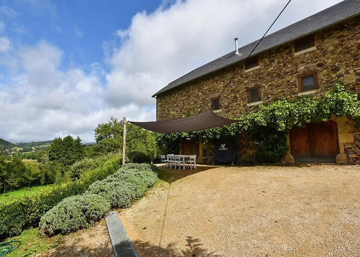 Nyaraló In Pyrenees With Pool