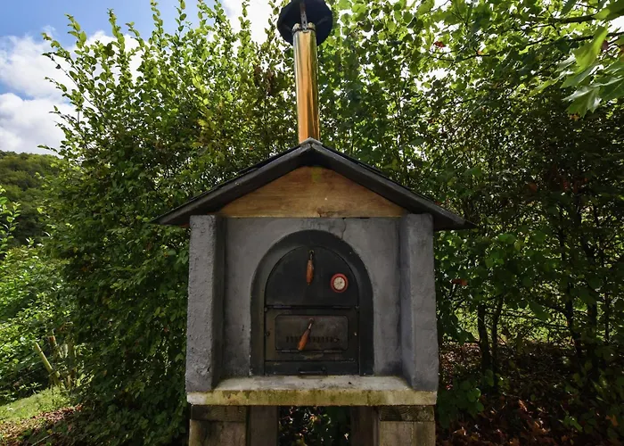 Nyaraló In Pyrenees With Pool Terrou